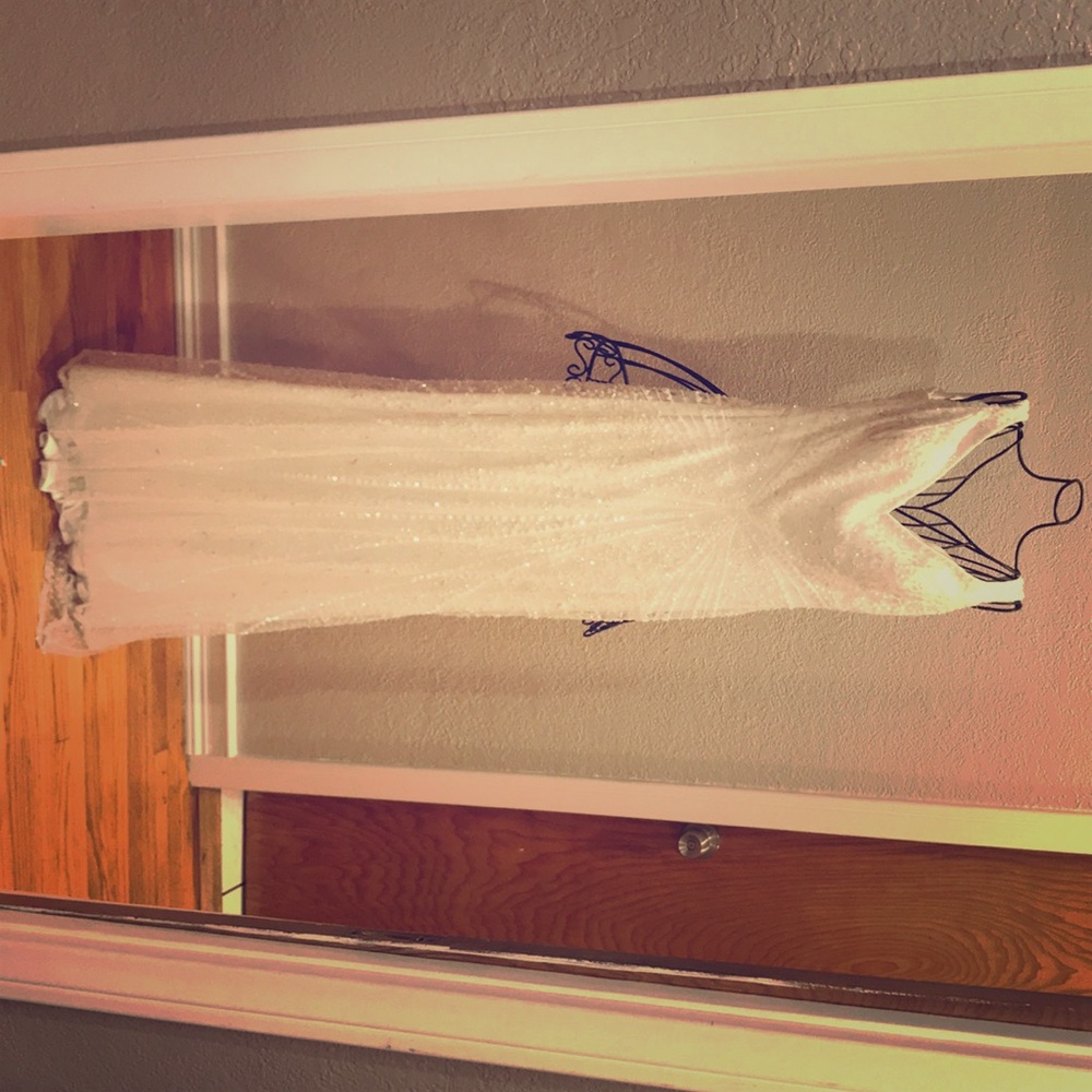 Special occasion white dress prom/pageant